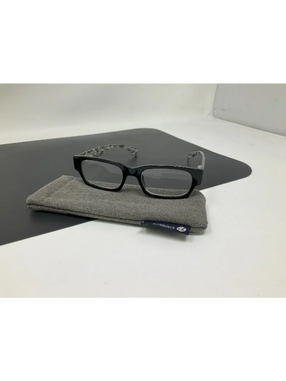 South Beach Peepers Black Reading Glasses +1.25